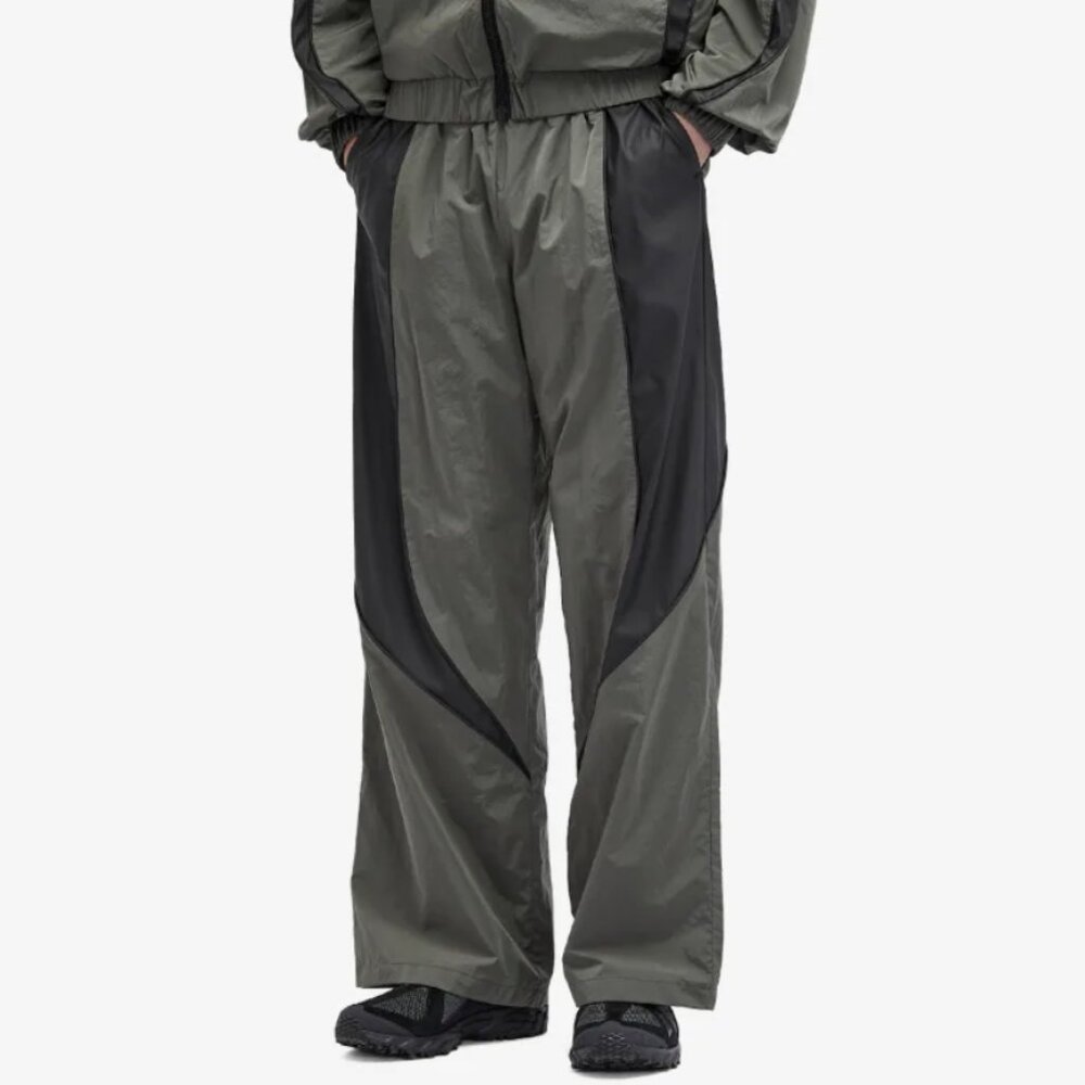 BNWT AW24 HAN KJOBENHAVN OVERSIZED RUBBER DETAIL PANTS XL